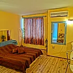 Otel Color 3*