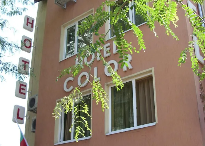 彩色酒店 瓦爾納